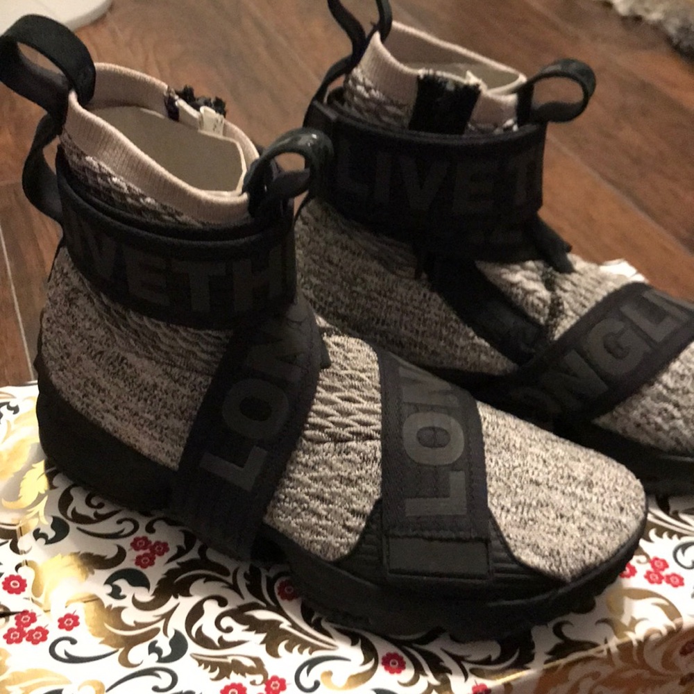 Real LeBron kith 7.5 men’s